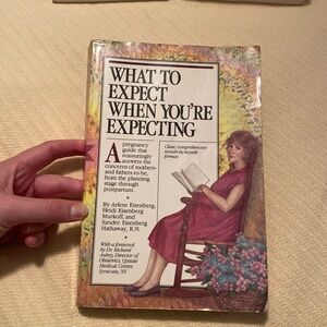 “What to Expect when you are Expecting” book for future mothers